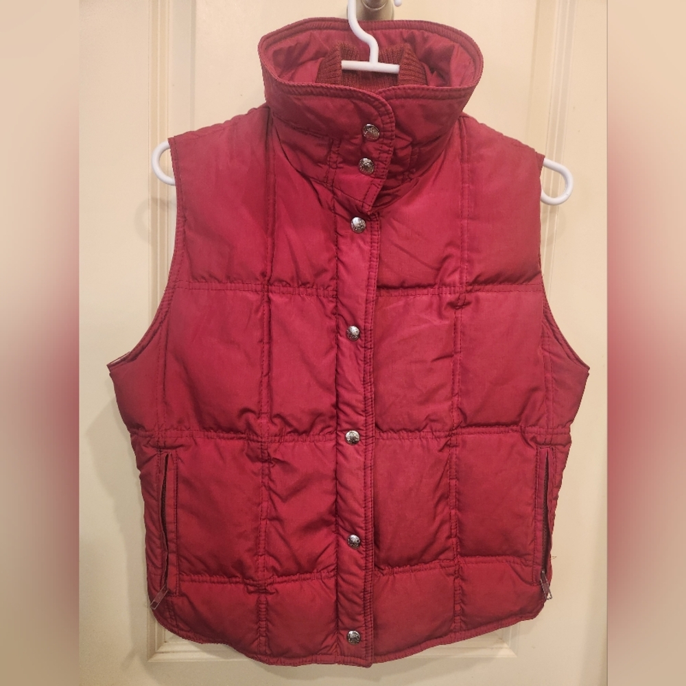 Women's Red Puffer Vest 1st Down